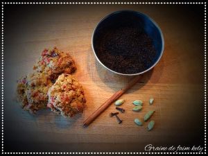 Bollywood Cookies à la cardamome et éclats de praline rose