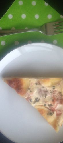 Tarte salée au surimi et fromage blanc