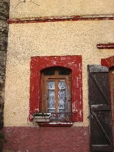 Fenêtres et façade du Lauragais