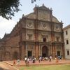 Sous le soleil de Old Goa, un paradis pour le passionne d'histoire et d'eglises que je suis!