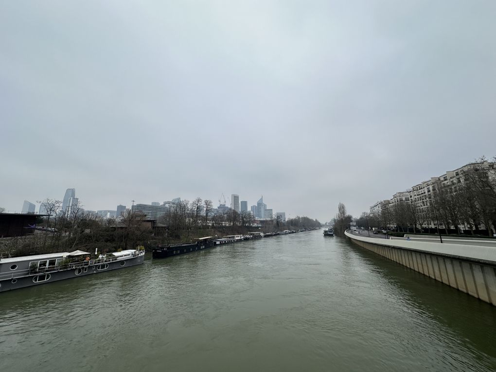 Quelques photos de notre week end à Paris!De Orsay à la fondation Vuitton . Un voyage riche en couleurs et en émotion avec le groupe des peintres de l'Academie d'art moderne de Tours