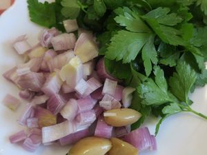 Tomates farcies à la farce fine de porc