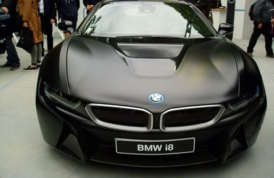 BMW i8 