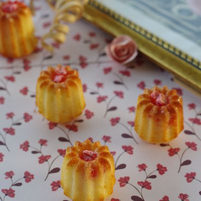 Petits gâteaux aux pralines roses