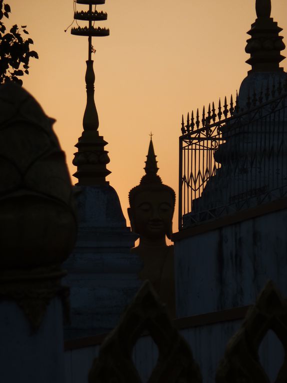 Montee vers le nord du nord du Laos pour se rapprocher de la Chine et voir ...