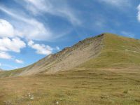 Au refuge de la Balme. En remontant vers le col, le Mont Rosset.