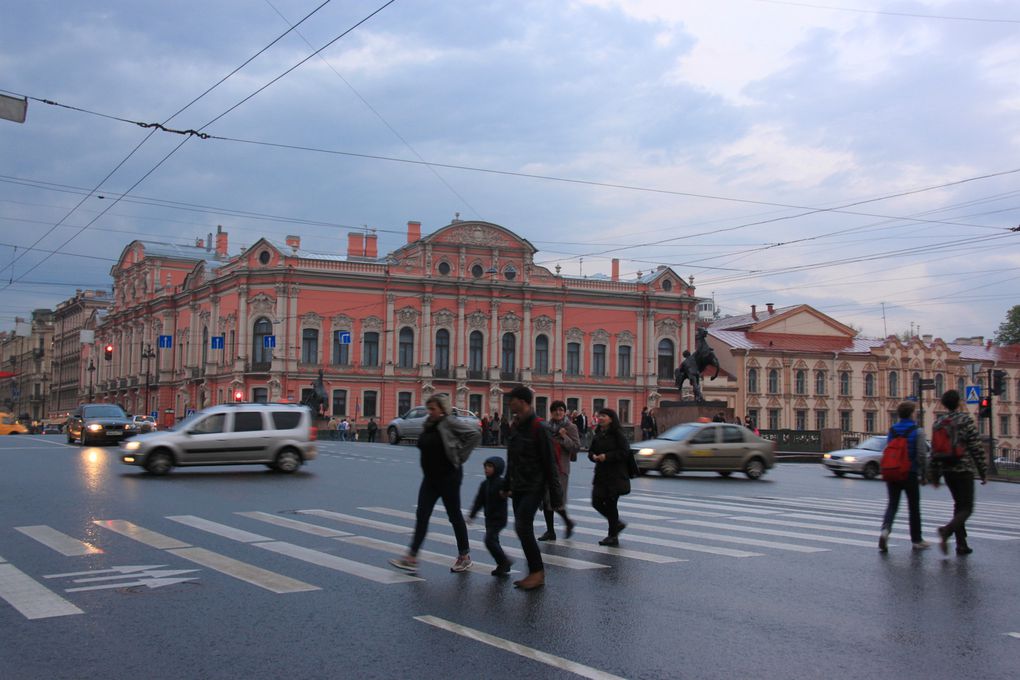 Bâtiments russes et perspective Nevski