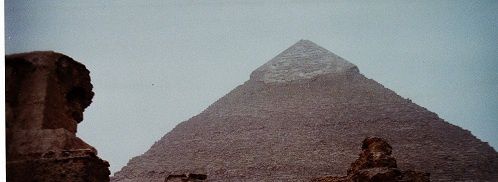 Album - le-haut-plateau-de-Gizeh---ses-trois-pyramides-et-le-Sphinx--