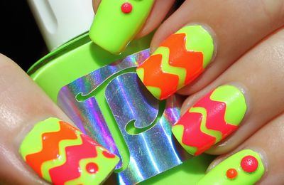 PolishMeToGo Chevrons & Studs Color-Block & Glow in the Dark manicure