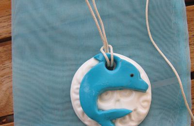 PENDENTIF DAUPHIN