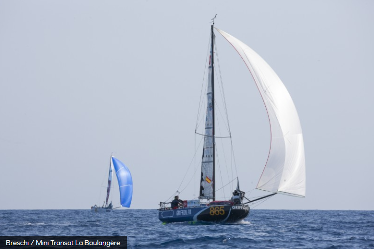 Ian Lipinski vainqueur de la première étape de la Mini-Transat !