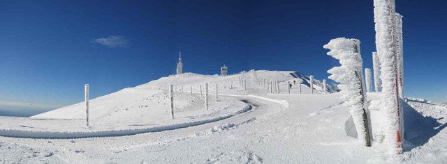 Album - Le Ventoux sous la neige. Photos de Hubert, Bernard et...ma pomme.