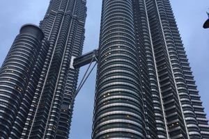 Impressionnantes, les tours Petronas de KL