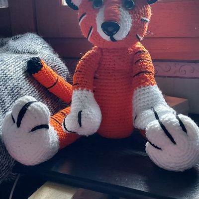 MON PETIT TIGRE AU CROCHET