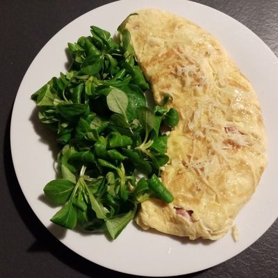 Omelette jambon fromages de Cyril Lignac dans tous en cuisine