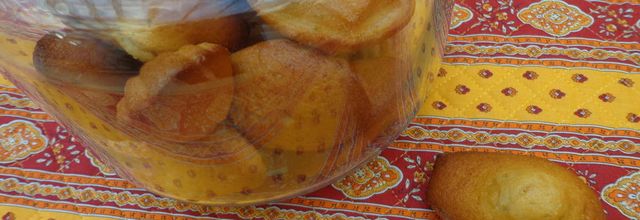 Madeleines parfumées à la verveine, mandarine (ou autre agrume)