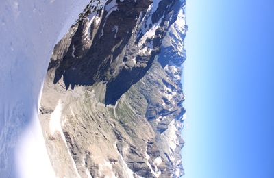 Voie du Z, Brèche du Glacier Carré 3750m.