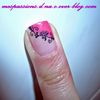 Nail art rose