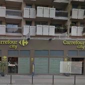 Un Carrefour City placarde les photos de voleurs présumés