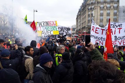 Entre les deux gares , Manif contre la réforme des retraites 