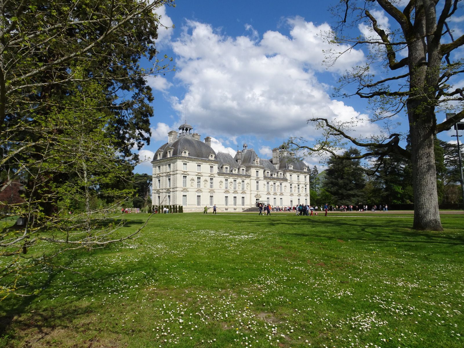 le château de Cheverny au printemps