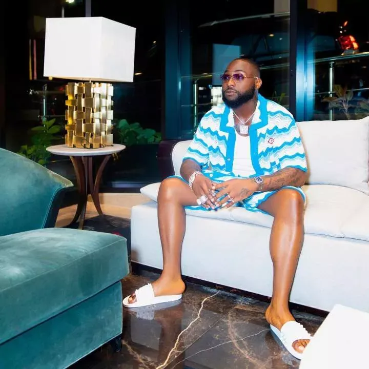 Latto partage le morceau de Davido : « Unavailable »