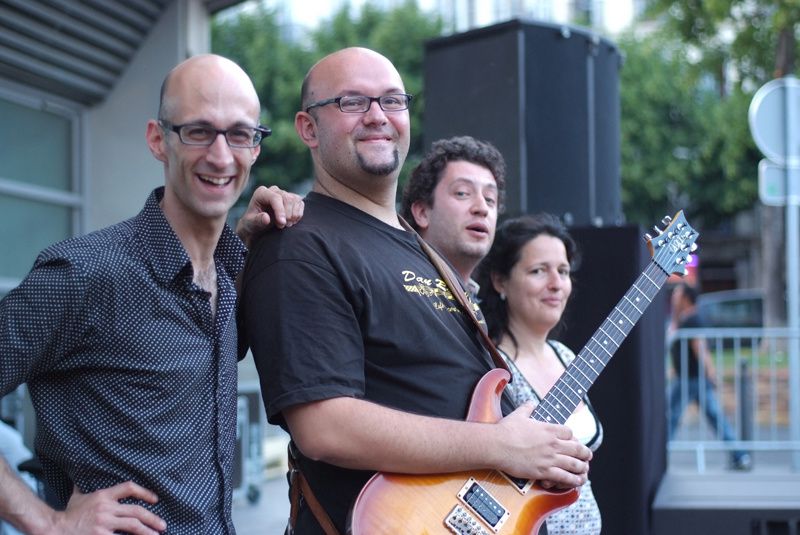 2ème édition du Festival du livre de la Canebière en image...
Photos de Bruno Vion et Natahalie Genot pour Guimik Organsiation