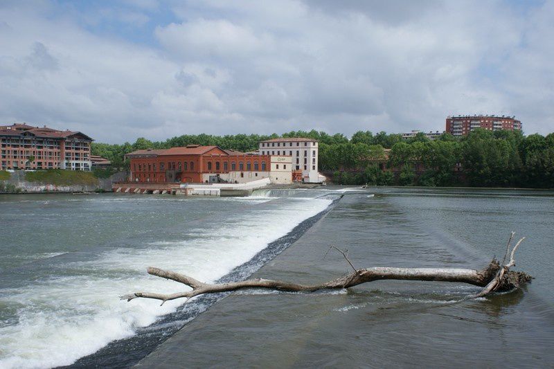 la Garonne en ville -Toulouse-