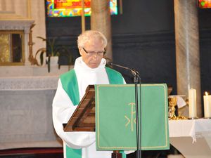 Messe de départ pour le Père Christophe d'Algrange, en 2015