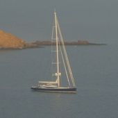 Et un autre grand voilier - île du levant - domaine naturiste d'héliopolis, cité du soleil