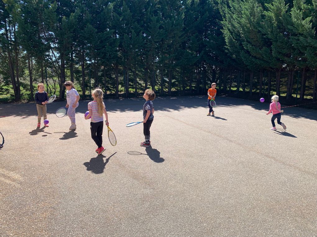 Le tennis à l'école