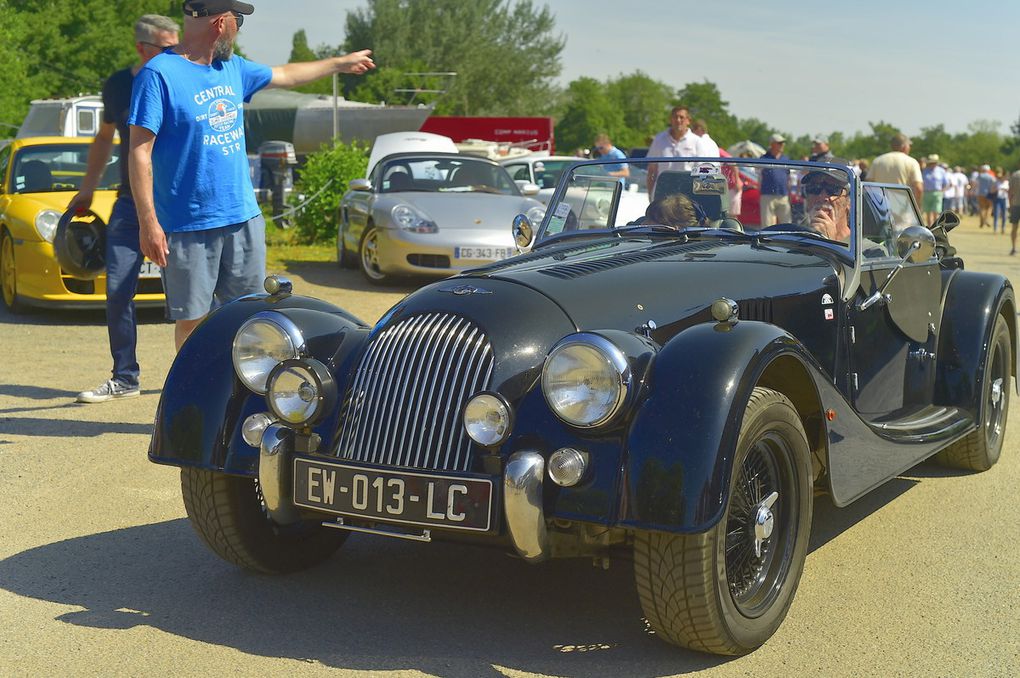 Rassemblement (PAPA35) , club Passion Auto Prestige et Ancienne d'ille et Vilaine de juillet 2019