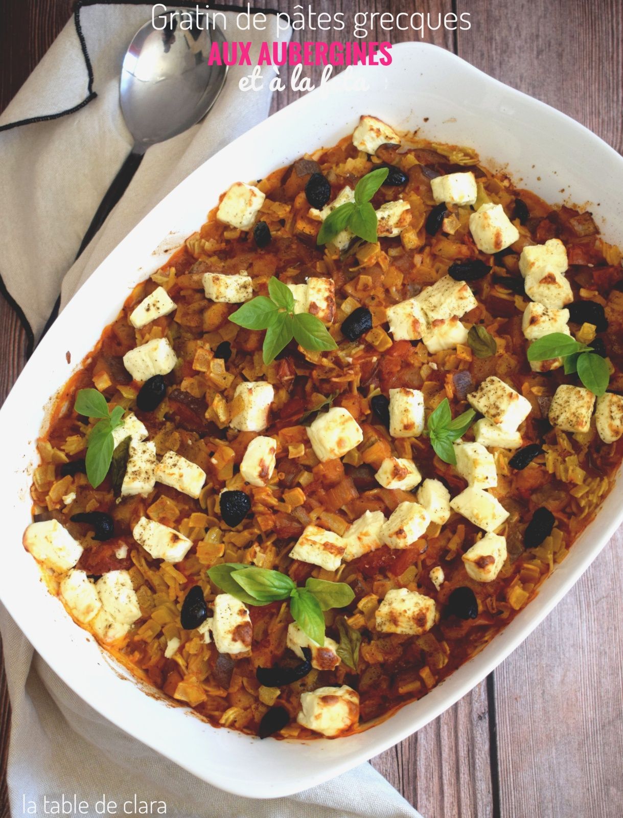 Gratin pâtes grecques (Xilopites) aubergines feta
