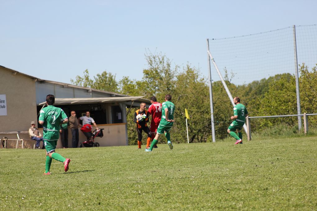 // J.12 &gt; VICTOIRE : enfin!