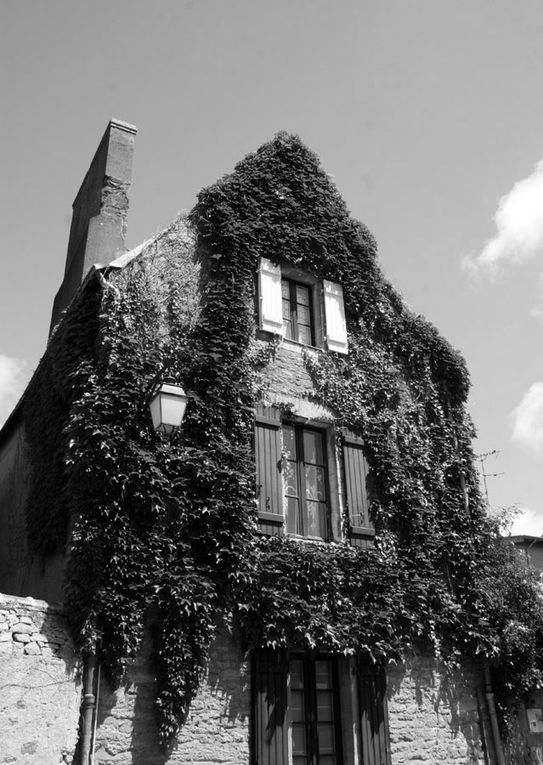 Photos de la ville de Guérande en noir et blanc