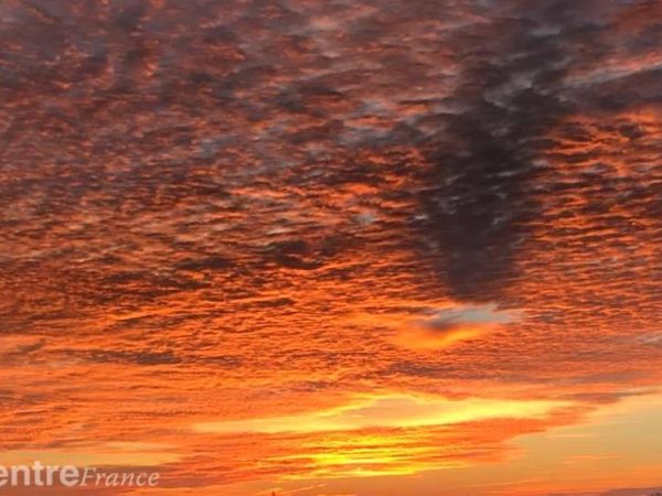 CIEL DE FEU SUR LE LOIRET