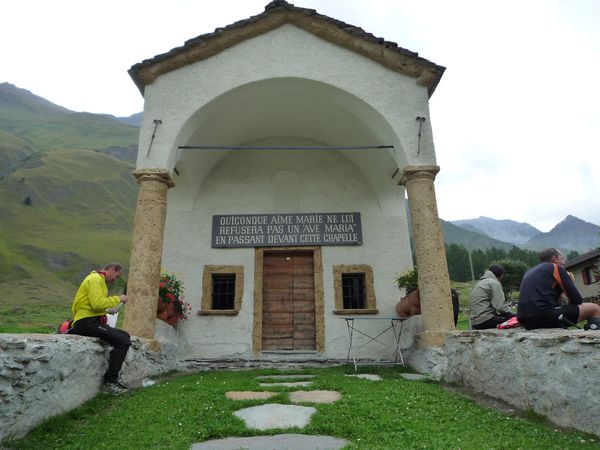 Après une rapide descente, nous faisons notre pause repas à Ferret.