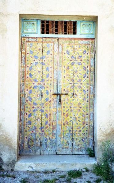 Des photos gentiment fournies par Philippe, essentiellement de Chellah, du Mausolée MV et de la tour Hassan, ainsi que de la Casbah des Oudayas.