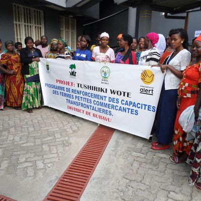 Dans un atélier sous-régional à Gisenyi: FORUM SUR L'APPORT DES FEMMES PETITES COMMERCANTES TRANSFRONTALIERES DANS LE DEVELOPPEMENT ECONOMIQUE