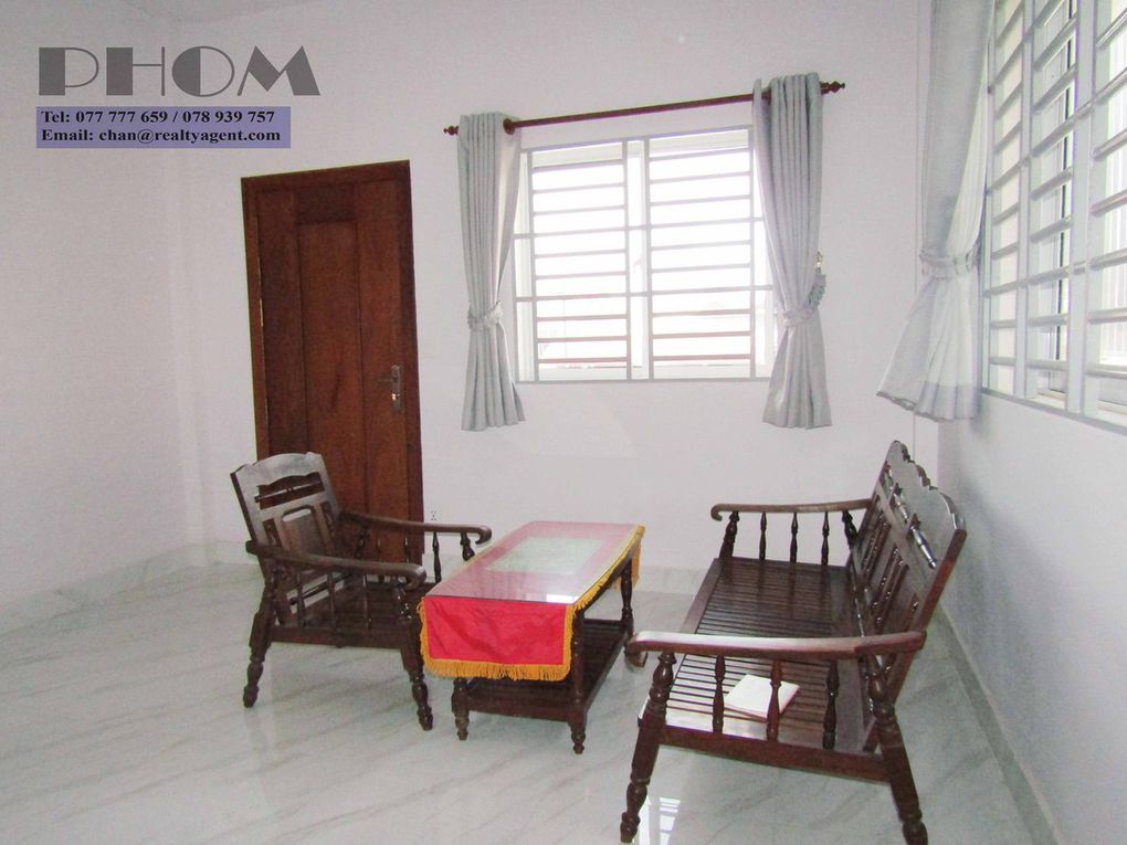 House / flat for rent 2 bedrooms and 2 bathrooms on location toul tompoung or Russian Market 