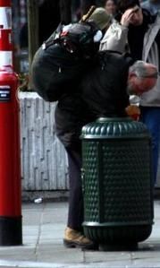 Mourir dignement ou vivre dignement?