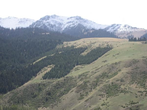 Photos des repérages faits entre le 7 et le 12 mai, dans la région de Naryn, puis sur la route de Barksoon et au sud du lac Issy Koul.