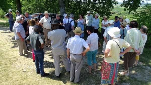 ... à ce jour , pas de photos de la dernière étape. Dès réception  des photos prises à Peyragude  nous pourrons compléter le diaporama.  Activité proposée par le service diocésain de la pastorale du tourisme et des loisirs