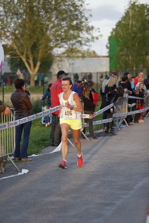 Photos de Patrick Maujean du 10 km de BEZANNES