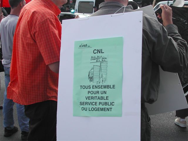 Manif et rassemblement devant les congrés HLM Lille - Nantes - Montpelier - Toulouse....