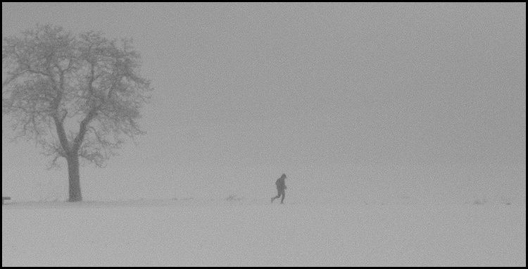 Des essais pas toujours réussis en noir et blanc, sépia et désaturation partielle...