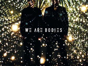 we are bodies, l'oeuvre de dave pen et robin foster pour un mix de synthé new-wave et de guitare électrique puissante