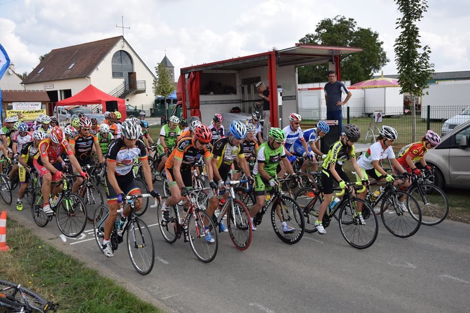 Alum photos des courses UFOLEP 3 et GS de Villiers en Desoeuvre (27)