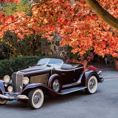 VOITURES DE LEGENDE (1197) : AUBURN V12 1250 SALON DUAL RATIO BOATTAIL SPEEDSTER - 1934