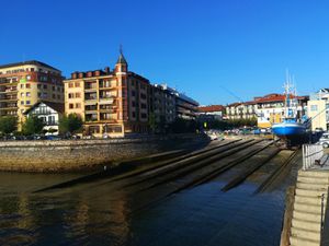 Quais de la Bidassoa, sur le retour